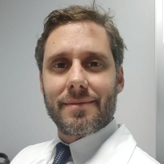 Dr. Bruno Lorenção de Almeida