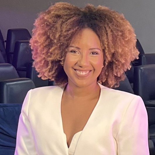 Dra. Nathalia Cruz