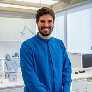 Dr. Daniel de Oliveira