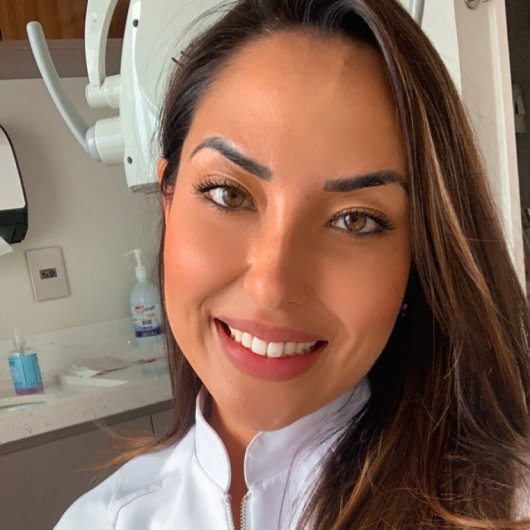 Dra. Thaisa Almeida