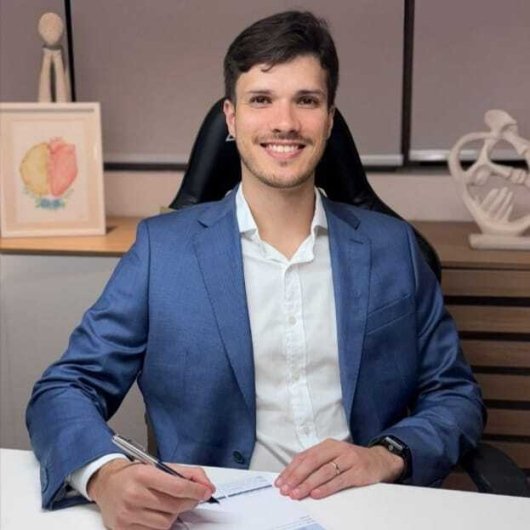 Dr. Vinícius Chagas Gniewosz