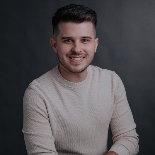Dr. Gabriel Santiago