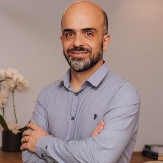 Dr. Júlio César Martins da Costa