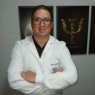 Dr. Denis Murilo Bispo da Cruz