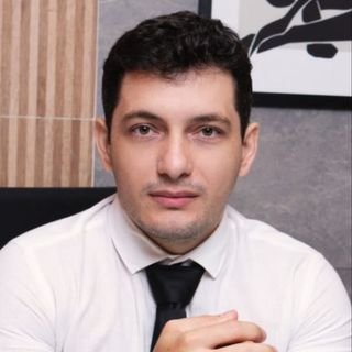 Dr. Rodolfo Cunha