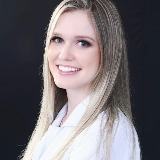 Dra. Camilla Stephanie de Souza Vieira
