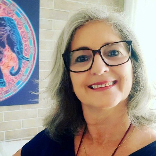 Prof. Eliana Lucas d'Oliveira