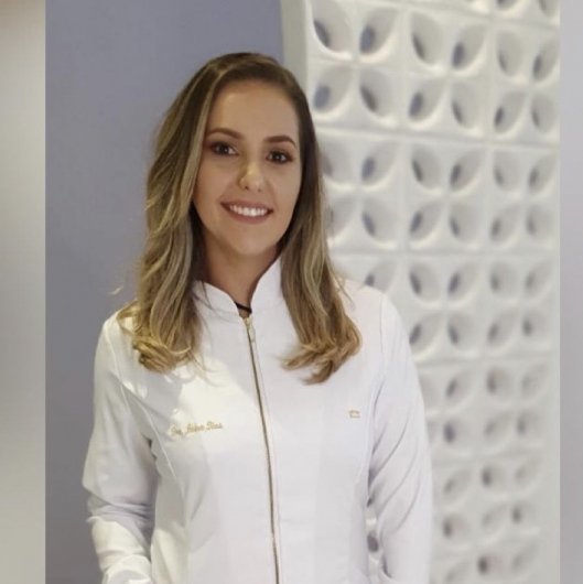 Dra. Jaina Dias de Oliveira