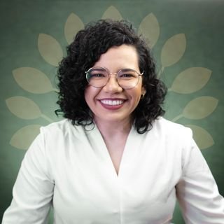 Dra. Isadélia Constâncio