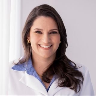 Dra. Patricia Moura Zwonok