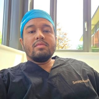 Dr. Renan Leal Fernandes .