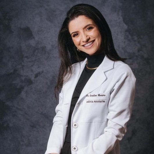 Dra. Caroline Moreira de Oliveira