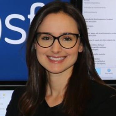 Dra. Rafaela Fabri Pietrobom
