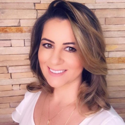 Dra. Fabiane Couto Garcia