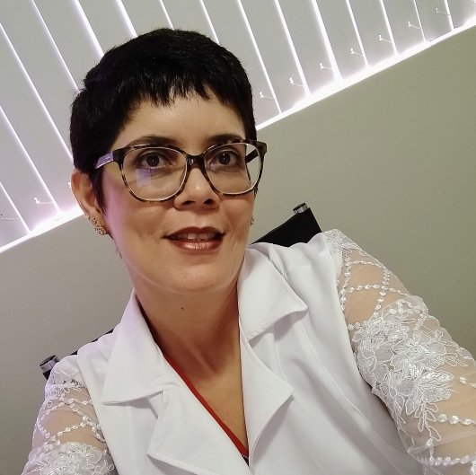 Dra. Anna Carolina De Moraes Vaz Sales