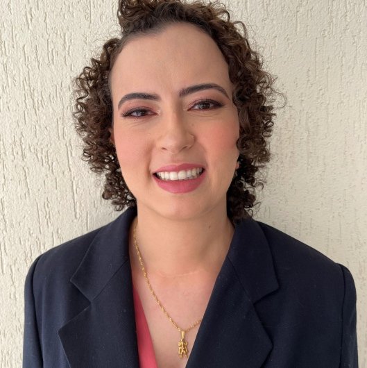 Dra. Aline Siqueira de Souza