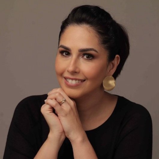 Dra. Nathalia Benevides