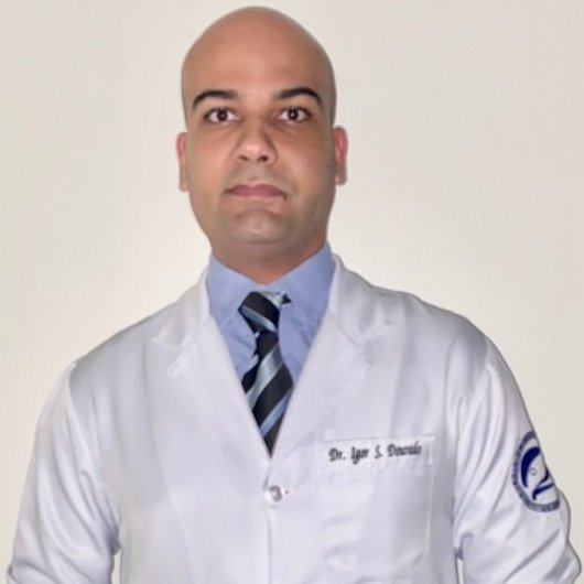 Dr. Igor Silveira Dourado