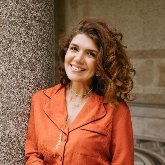 Dra. Arianne Araujo