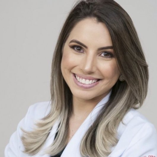 Dra. Naiara Castelo Branco