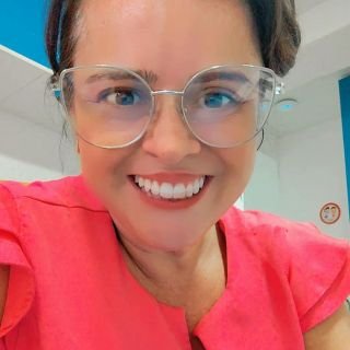 Dr. Caroline Praciano
