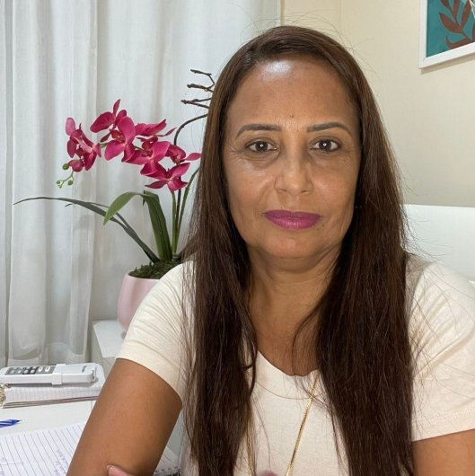 Prof. Kátia Fernandes Roy
