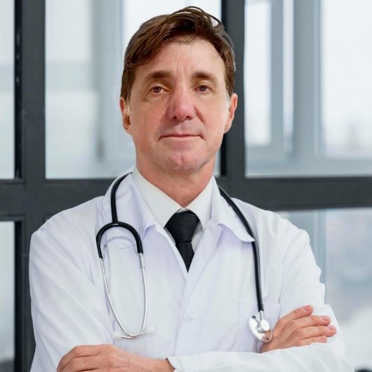 Dr. Roger Azevedo de Otero