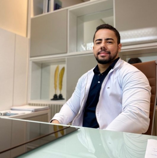 Dr. Jonathan Silva Pinheiro