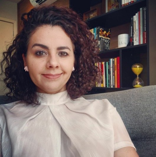 Dra. Angélica Blum Menezes