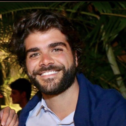Caio L. Farhat