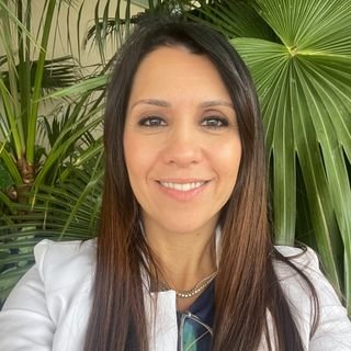 Dra. Mariana Garcia de Souza
