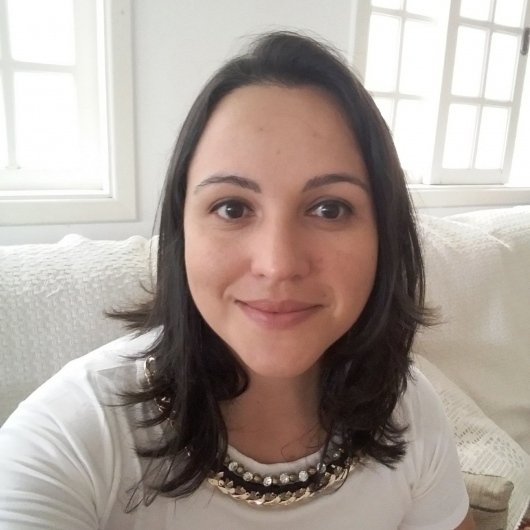 Dra. Adriana Ramalho