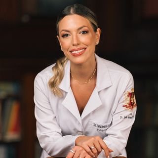 Dra. Carla Giopato