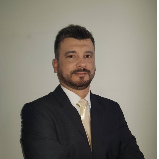 Dr. Daniel Luis Tittonel Justi