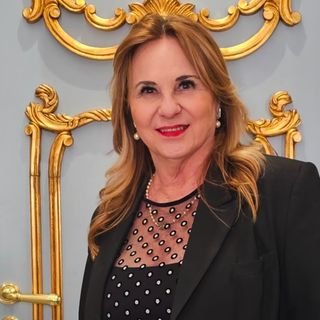 Dra. Lelia de Amorim Rabstein