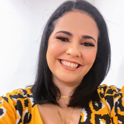 Dra. Emmanuelle Santana Rocha