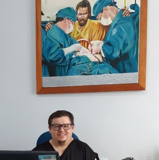 Dr. Ricardo Silvestre Perez Bohorquez