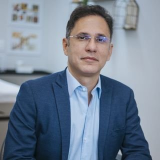 Dr. Rodrigo Monteiro