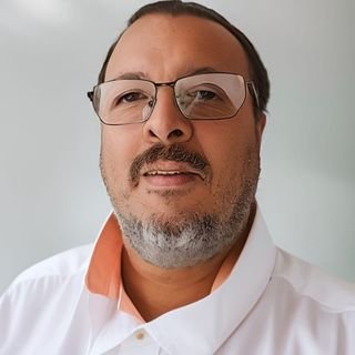 Dr. Sidnei José de Paula