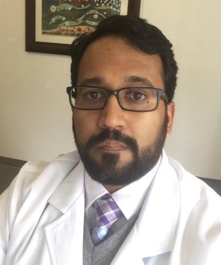 Dr. Ravendra Moniz