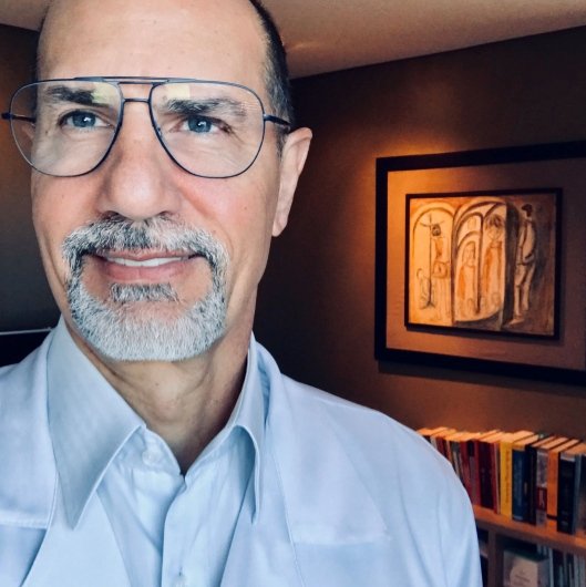 Dr. Bruno Cavarzan Machado