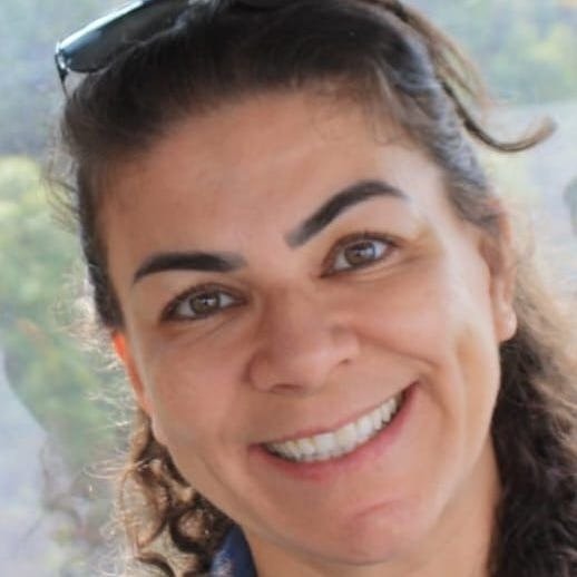 Dra. Daniela Destro Francisco