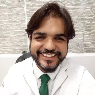 Dr. Adriano Campos dos Santos