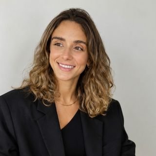 Dra. Julia Duarte
