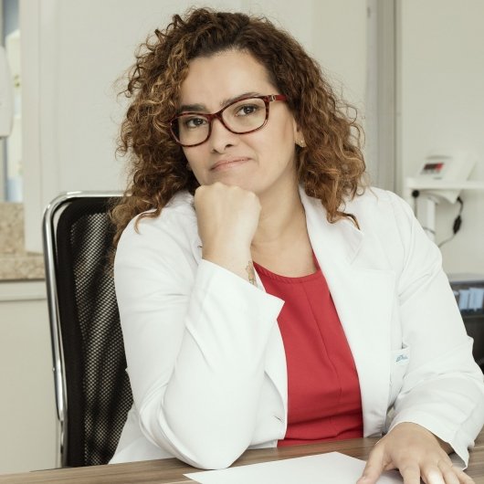Dra. Isolda Ferreira de Araújo
