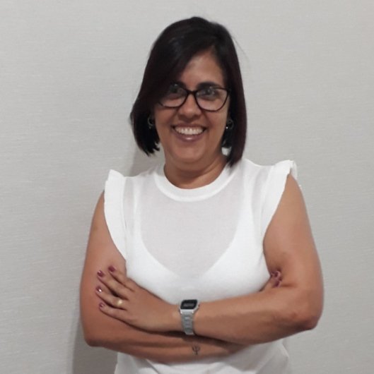 Maria Helena De Oliveira