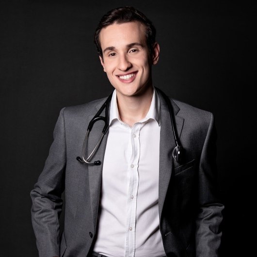 Dr. Mauricio Faria Corvisier
