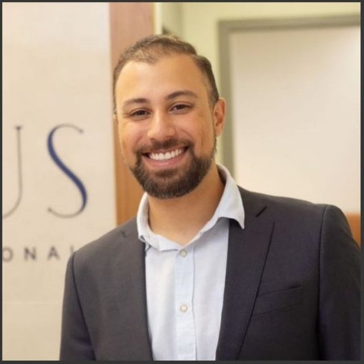 Dr. Bruno da Cunha Raya