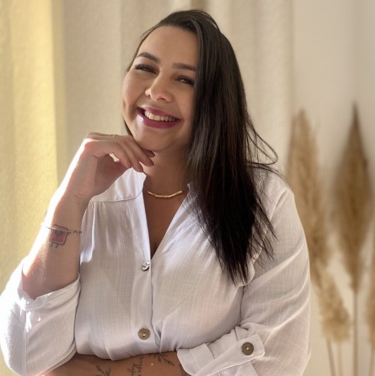 Dra. Luana Alves