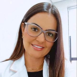Dra. Bárbara Ervis Flores